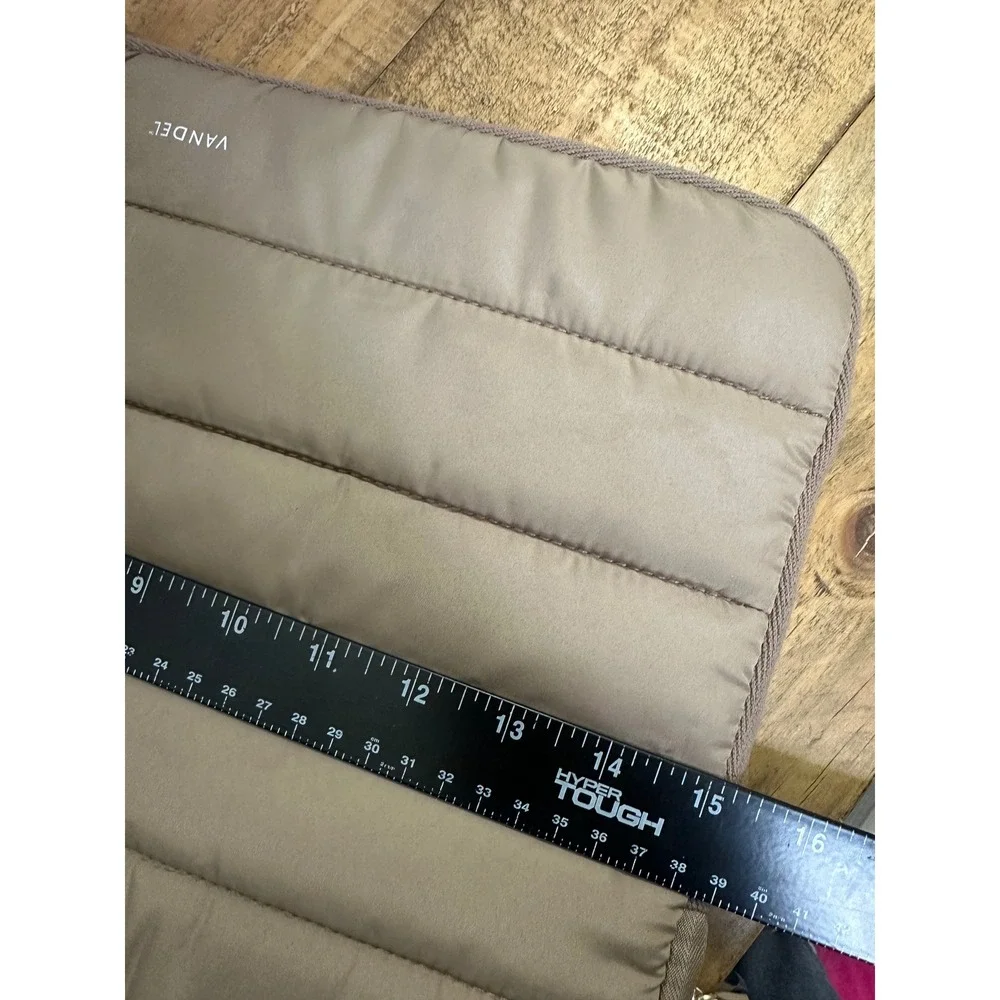 VANDEL Quilted Puffer Laptop Sleeve Case Bag Tan‎ Beige Padded